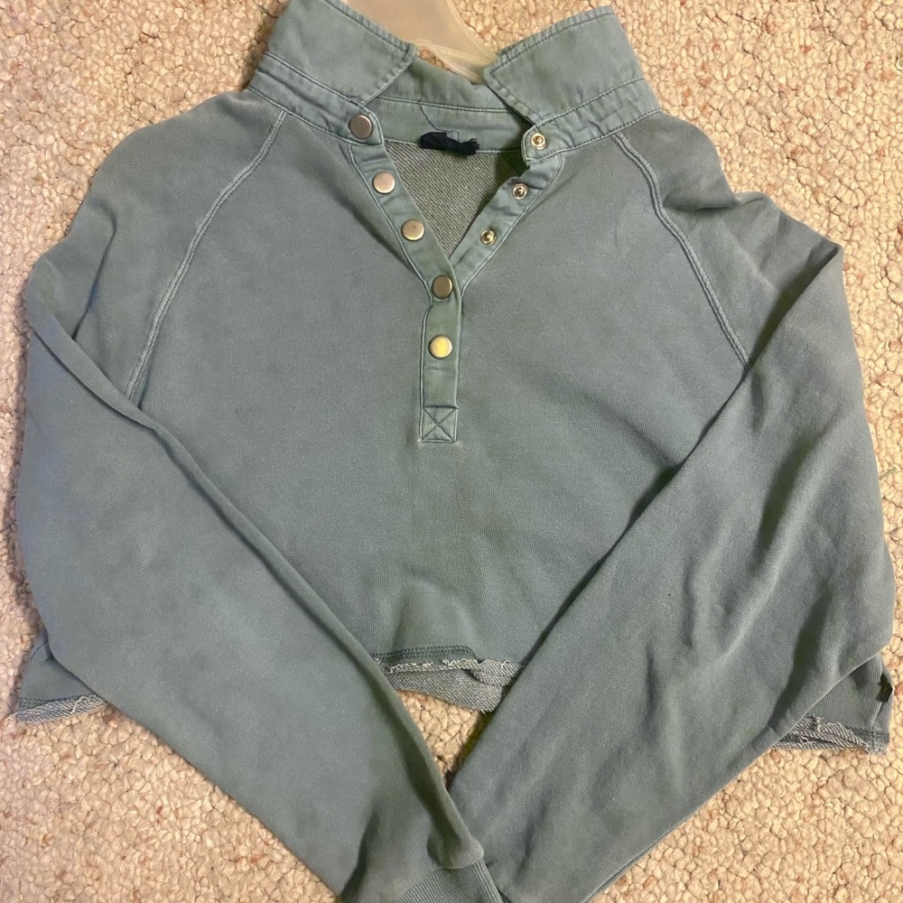 Collared, Cropped long sleeve